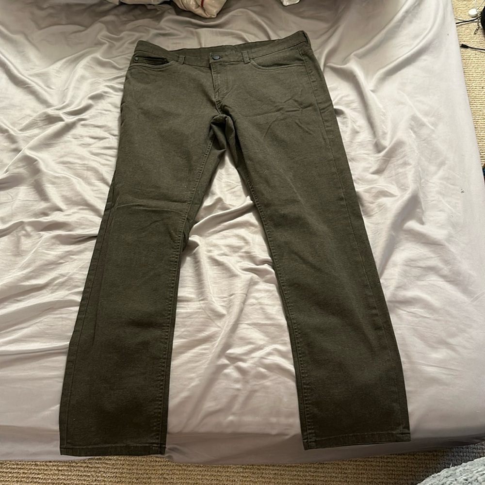 Width 34 length 32